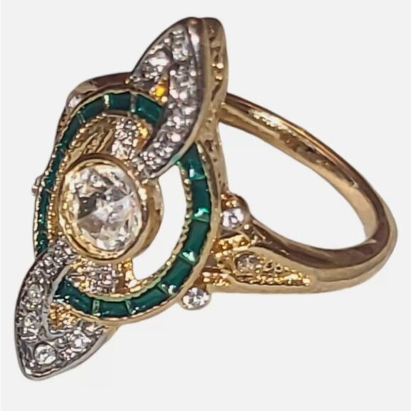 Vintage Cubic Zirconia decorative ring sz 9 - Picture 8 of 9